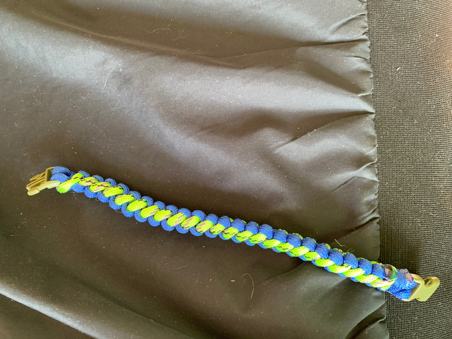 Paracord Bracelet Blue/Neon Snake Weave Green Plastic Buckle 7,5"