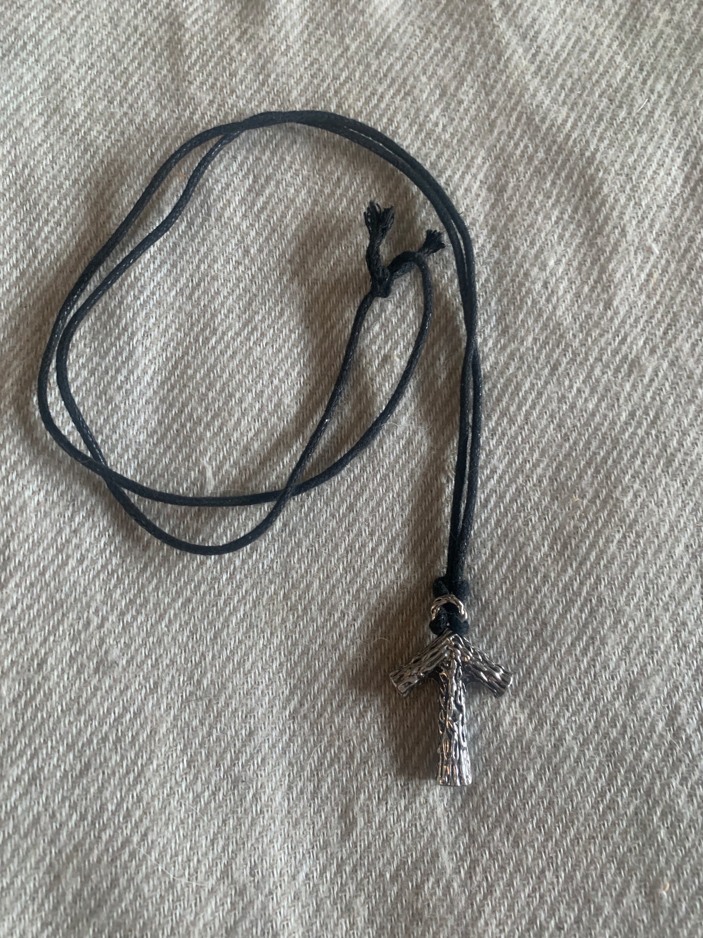 Necklace Viking Rune Leather latch 28"