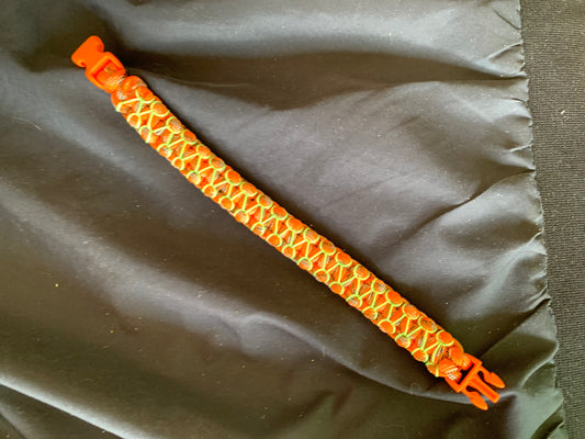 Paracord Bracelet Orange with Neon Stiches Orange Plastic Buckles 8,5"