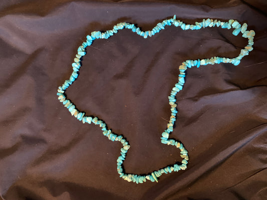 Neckles Turquoasi Flakes Semi Precisios Stone 31"