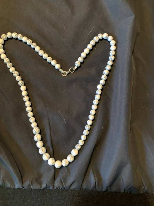 Neckles Giobertite White Beads Semi Precisios Stone 24"