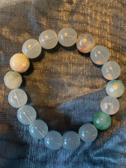 Bracelet Jadeite (Jade) Semi Precious Stones Streches 5,5"