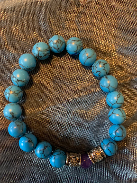 Bracelet Turquose Howlite Semi Precious Stones Streches 7"