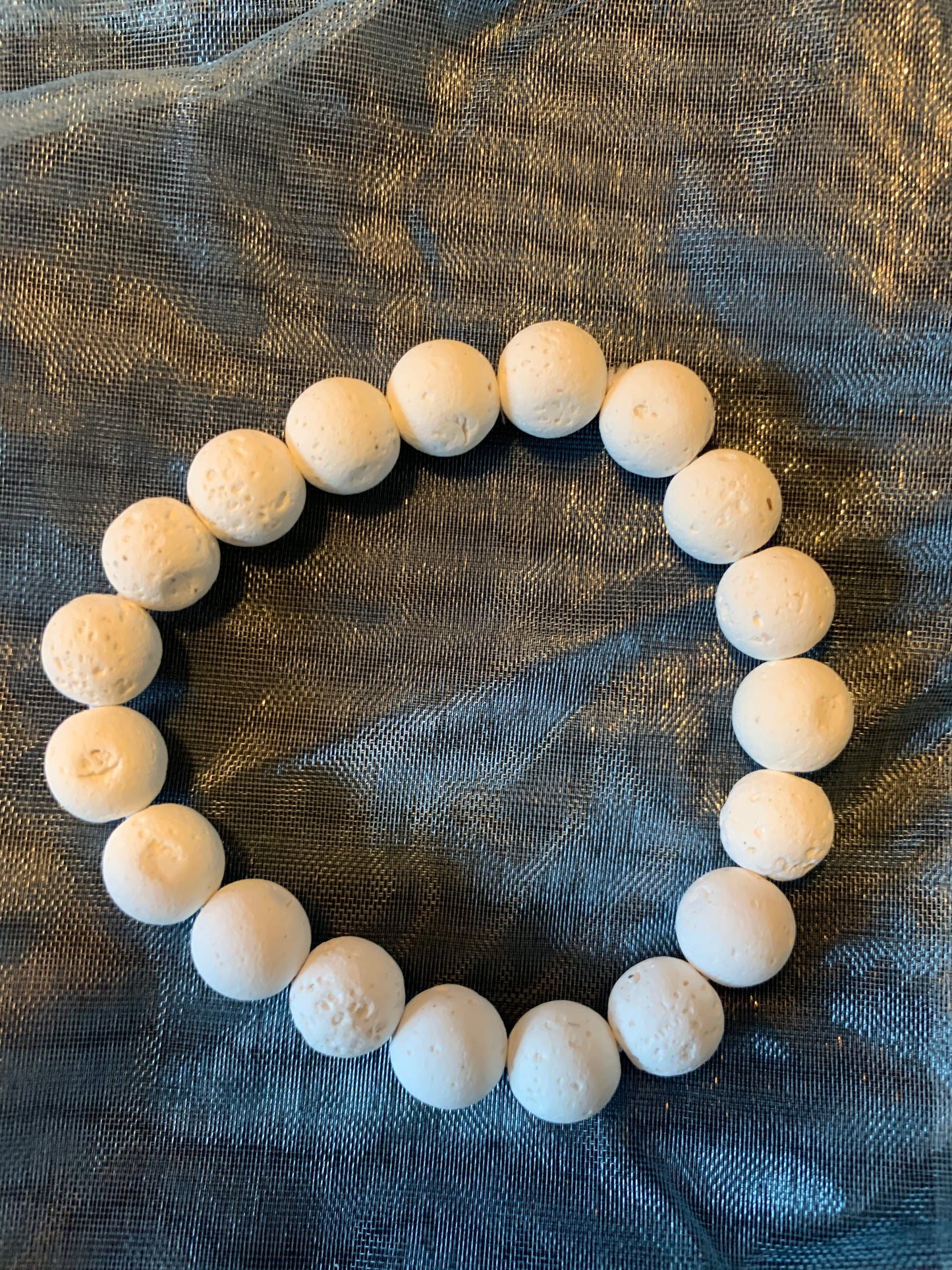 Bracelet White Lava Magnesite Semi Precious Stones Streches 6,5"