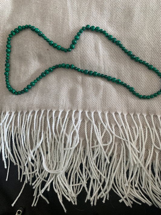 Neckles Malachite Semi Precuis Stone 28"