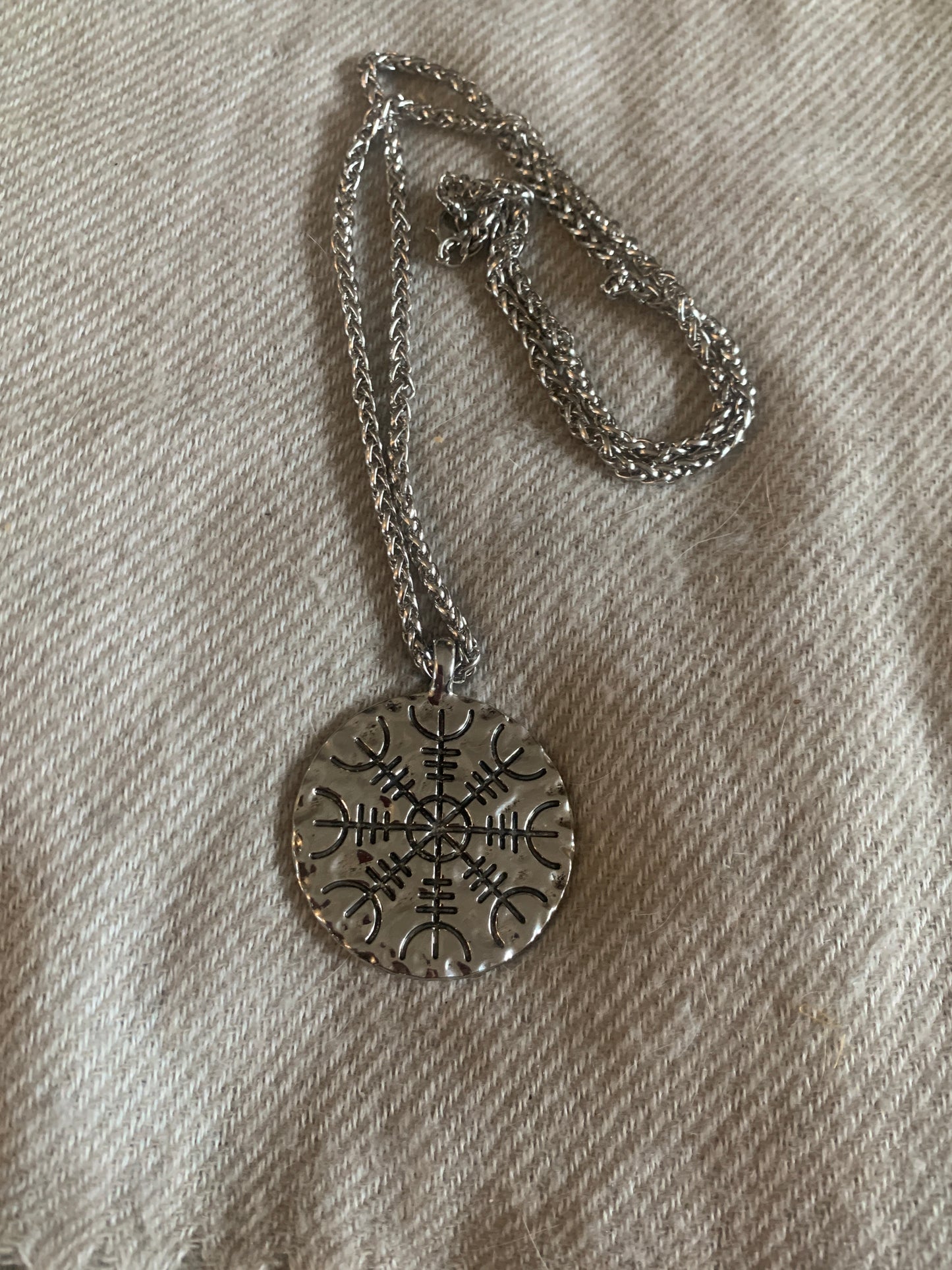Necklace Viking Compas 22"
