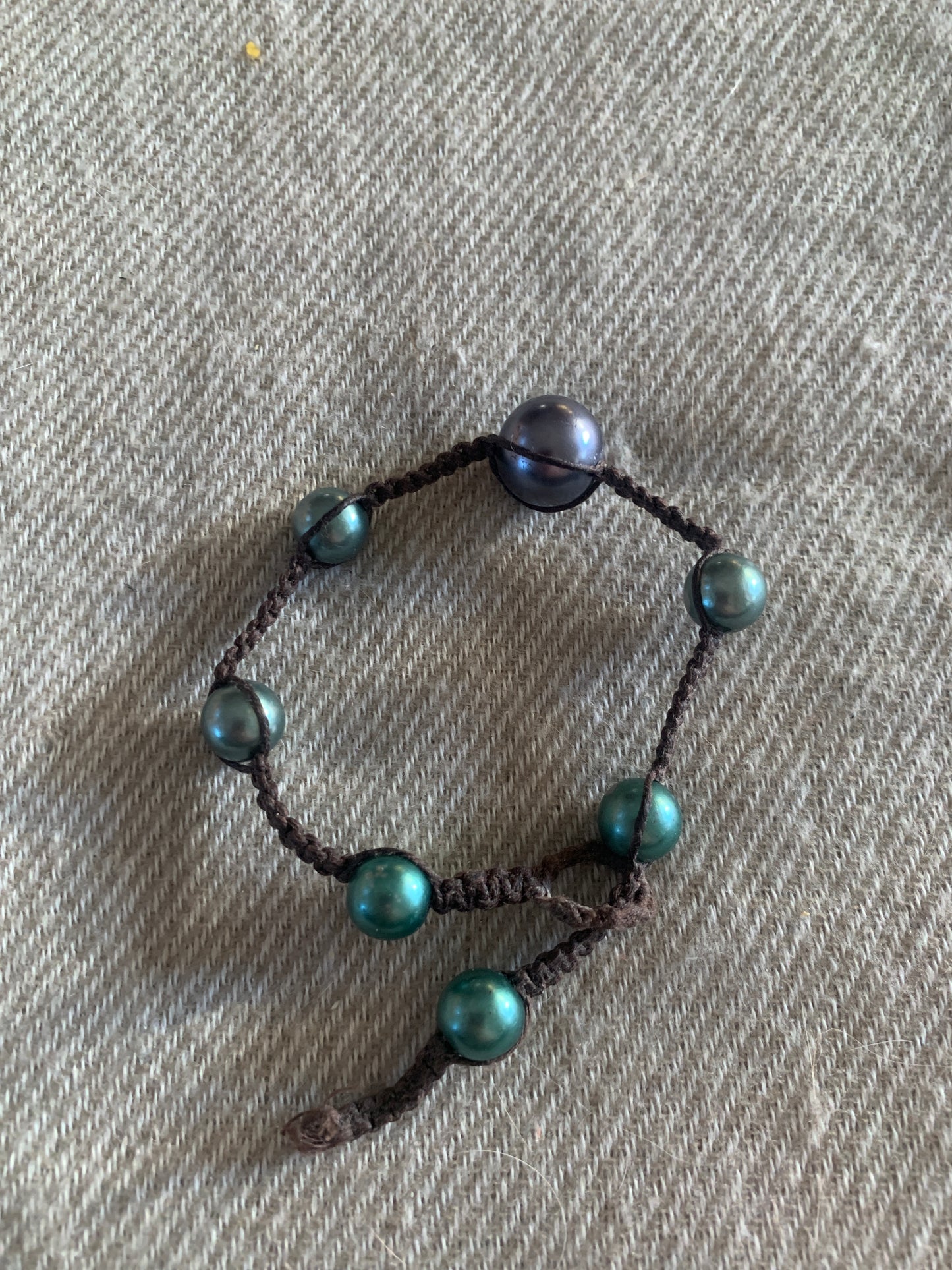 Paracord Bracelet Beads Green and Brown string 8"