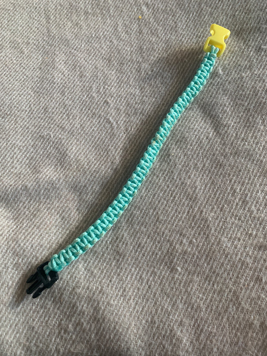 Paracord Bracelet Light Blue Cobra Weave Black/Yellow Buckle 8"