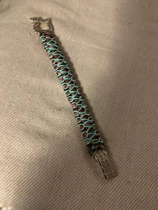 Paracord Army Colors Horse Shoue Light/Green Stiched Cobra Weav 7"