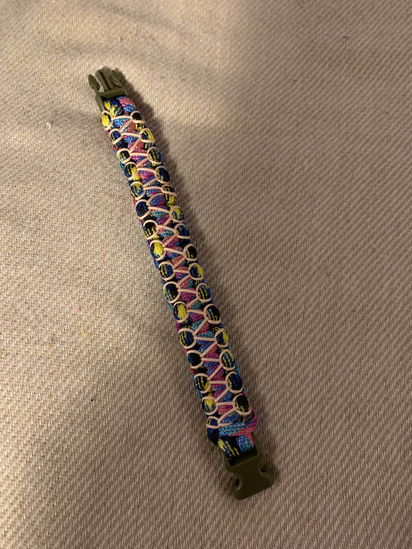 Paracord Violet/Yellow/Black/Pink Cobra Weav 6"